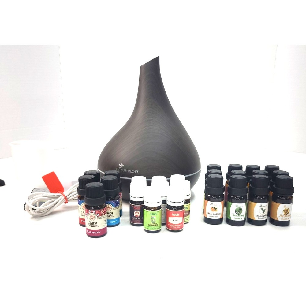 Diffuserlove Light Changing Diffuser, Remote and 25 Essential Oils (open, full)